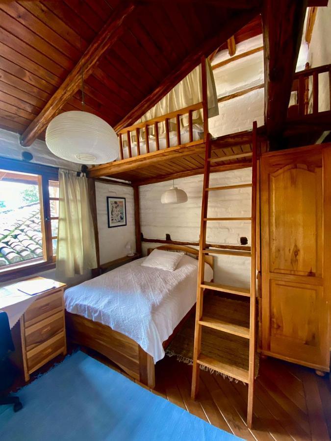 Cumbayá Casa Magnolia Bed & Breakfast エクステリア 写真