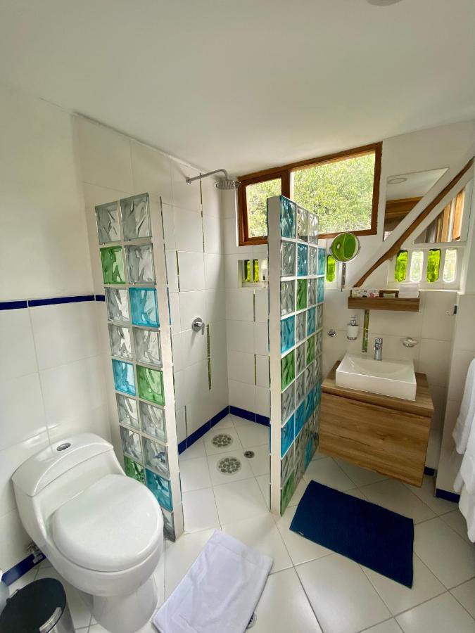 Cumbayá Casa Magnolia Bed & Breakfast エクステリア 写真