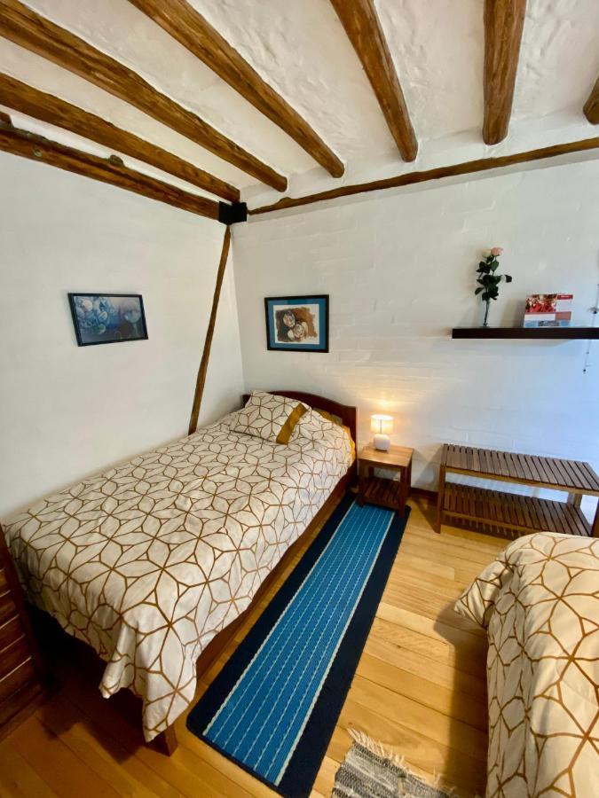 Cumbayá Casa Magnolia Bed & Breakfast エクステリア 写真