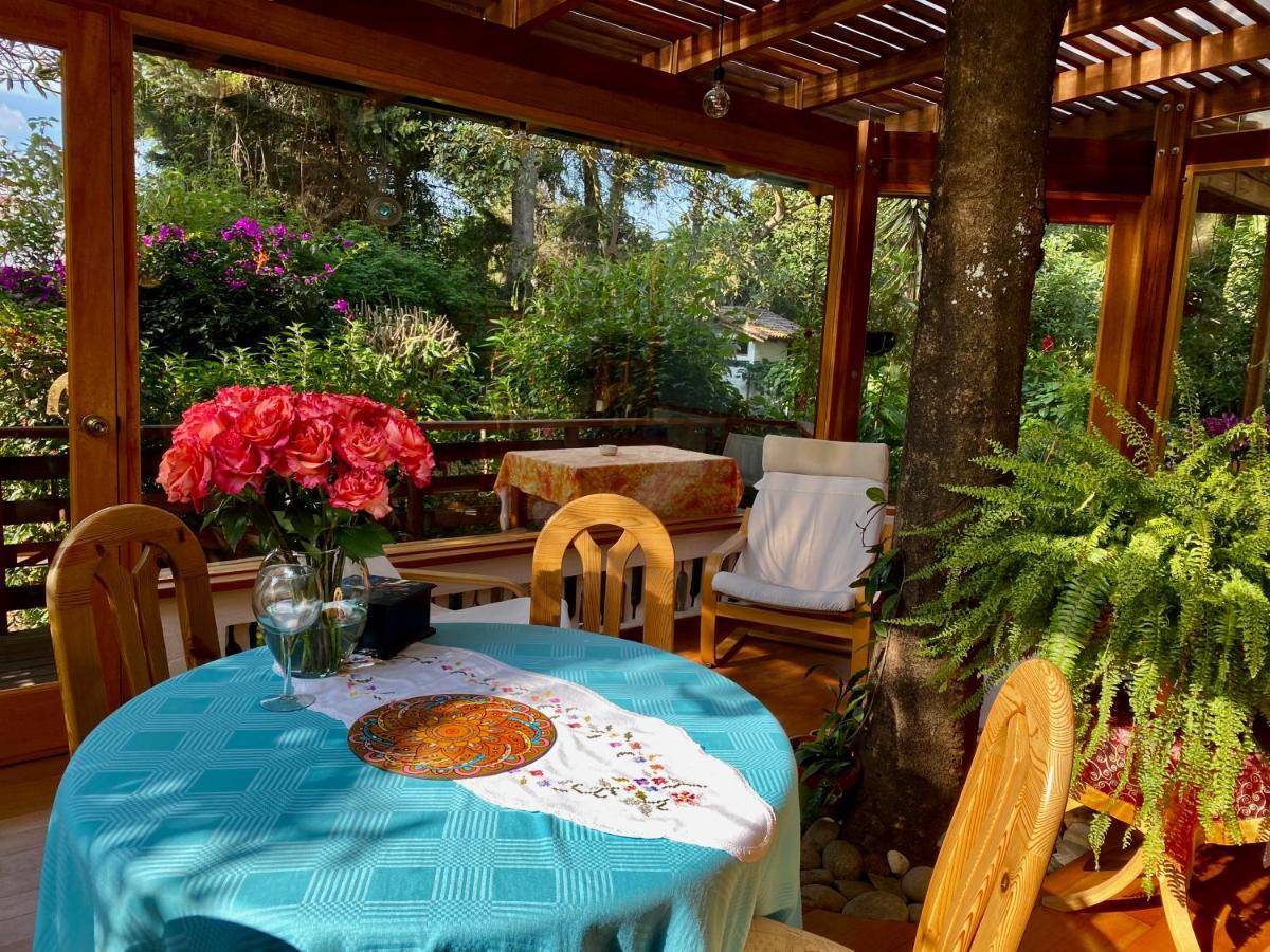 Cumbayá Casa Magnolia Bed & Breakfast エクステリア 写真